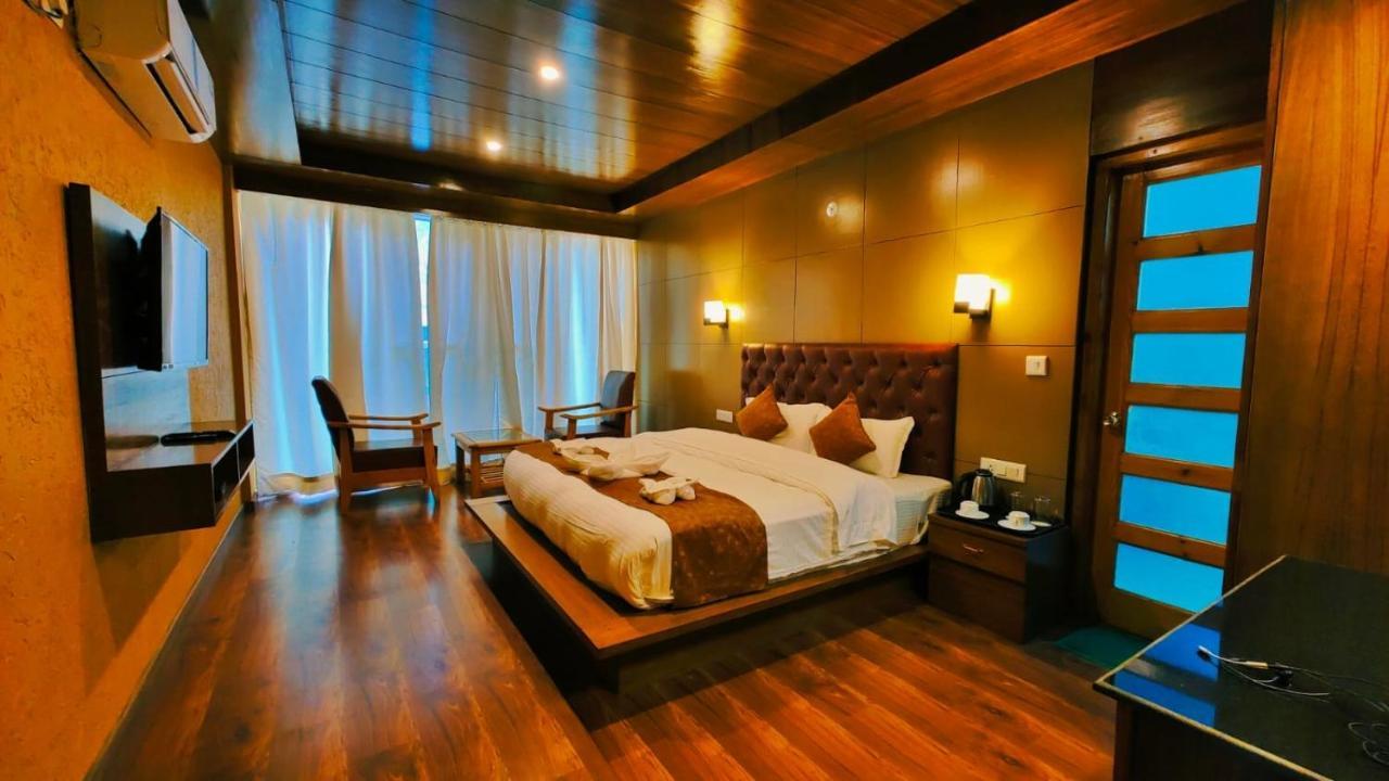 Vista Hill Resort- Centrally Heated & Air Cooled Resort, Manali Dış mekan fotoğraf